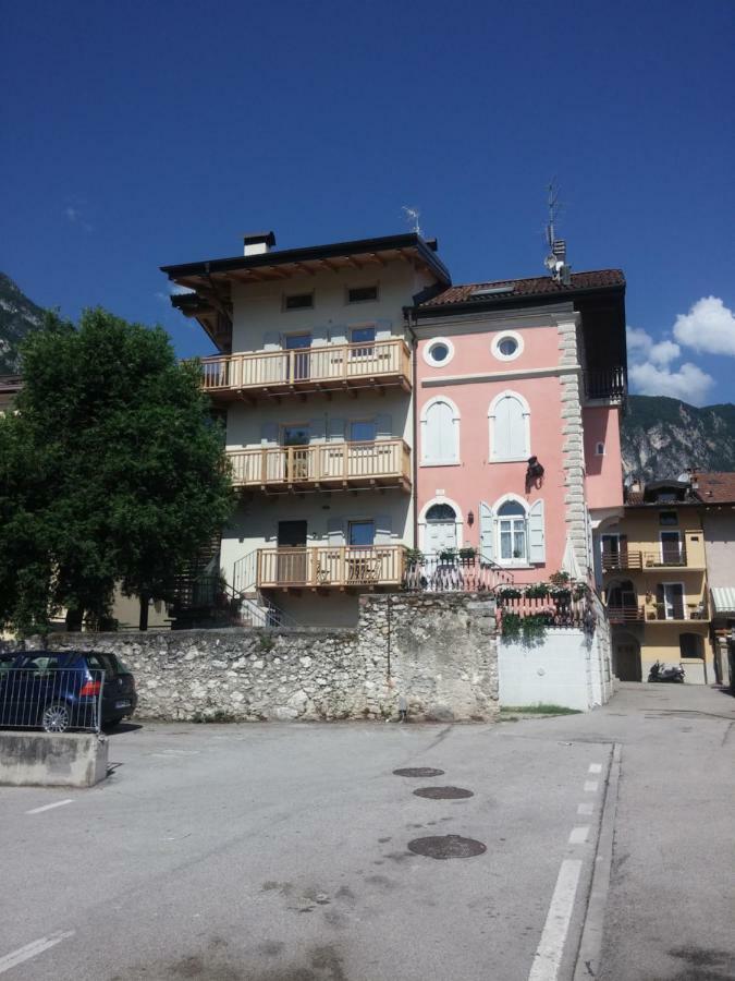 Antica Casa Alboletta Apartment Riva del Garda Exterior photo
